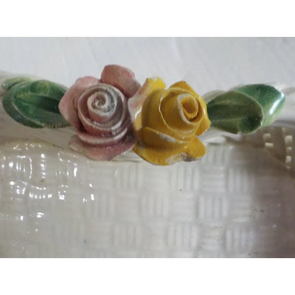 SUPER RARE Vintage Weaved Porcelain Italian Soap Dish Roses Off White 6